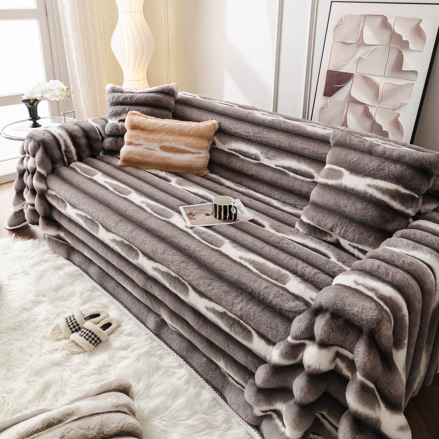 Extra Large Faux Fur Gradient Couch Cover Blanket: Plush, Fluffy, Warmth, Perfect Throw on the Sofa