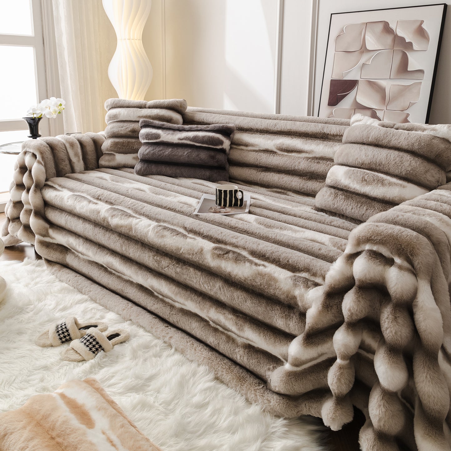 Extra Large Faux Fur Gradient Couch Cover Blanket: Plush, Fluffy, Warmth, Perfect Throw on the Sofa