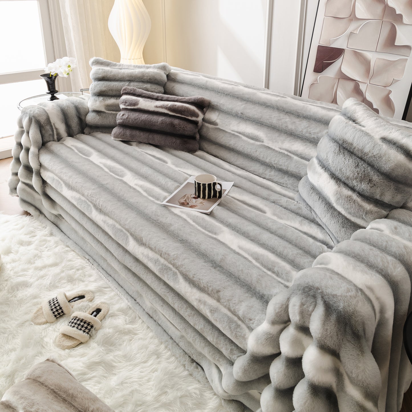 Extra Large Faux Fur Gradient Couch Cover Blanket: Plush, Fluffy, Warmth, Perfect Throw on the Sofa