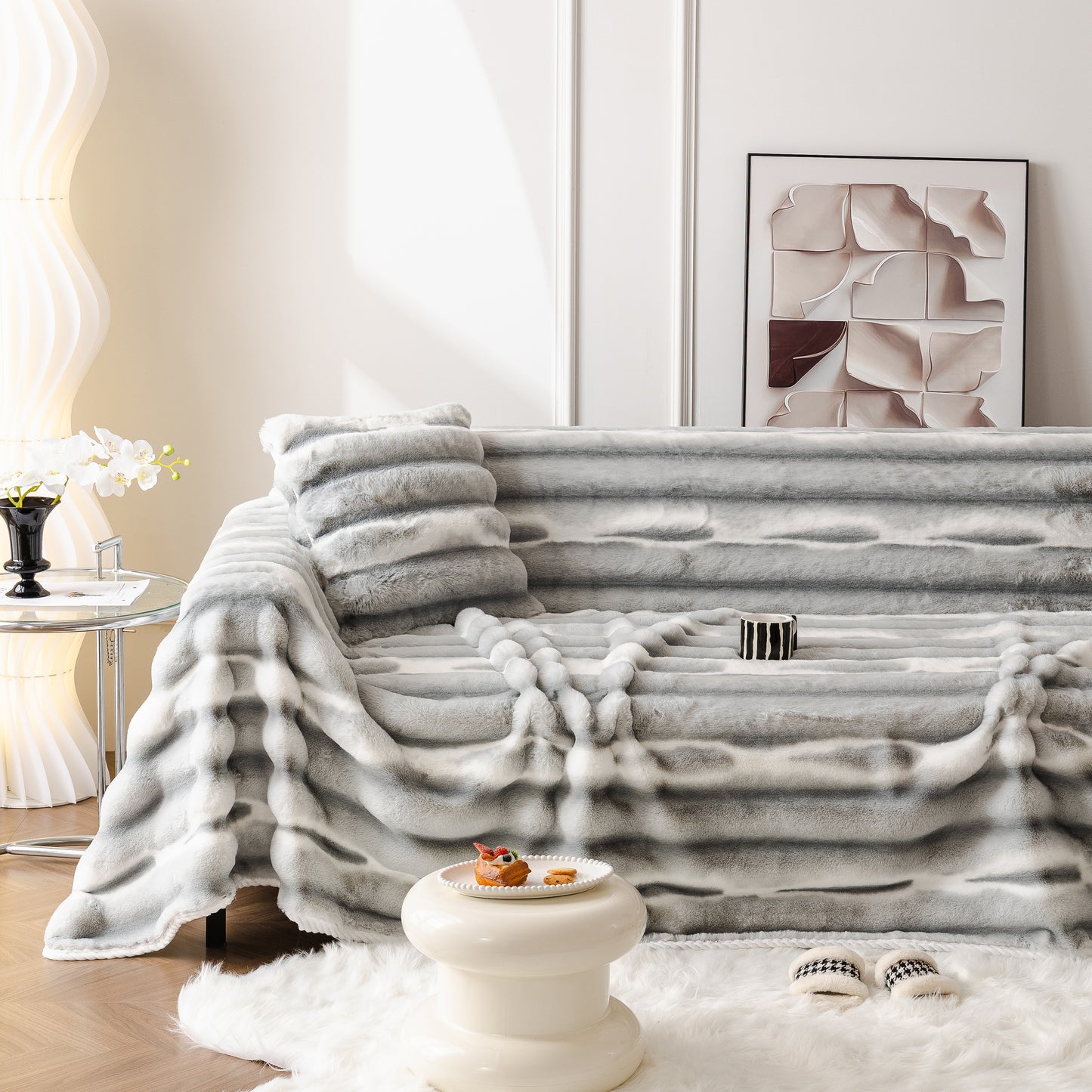 Extra Large Faux Fur Gradient Couch Cover Blanket: Plush, Fluffy, Warmth, Perfect Throw on the Sofa