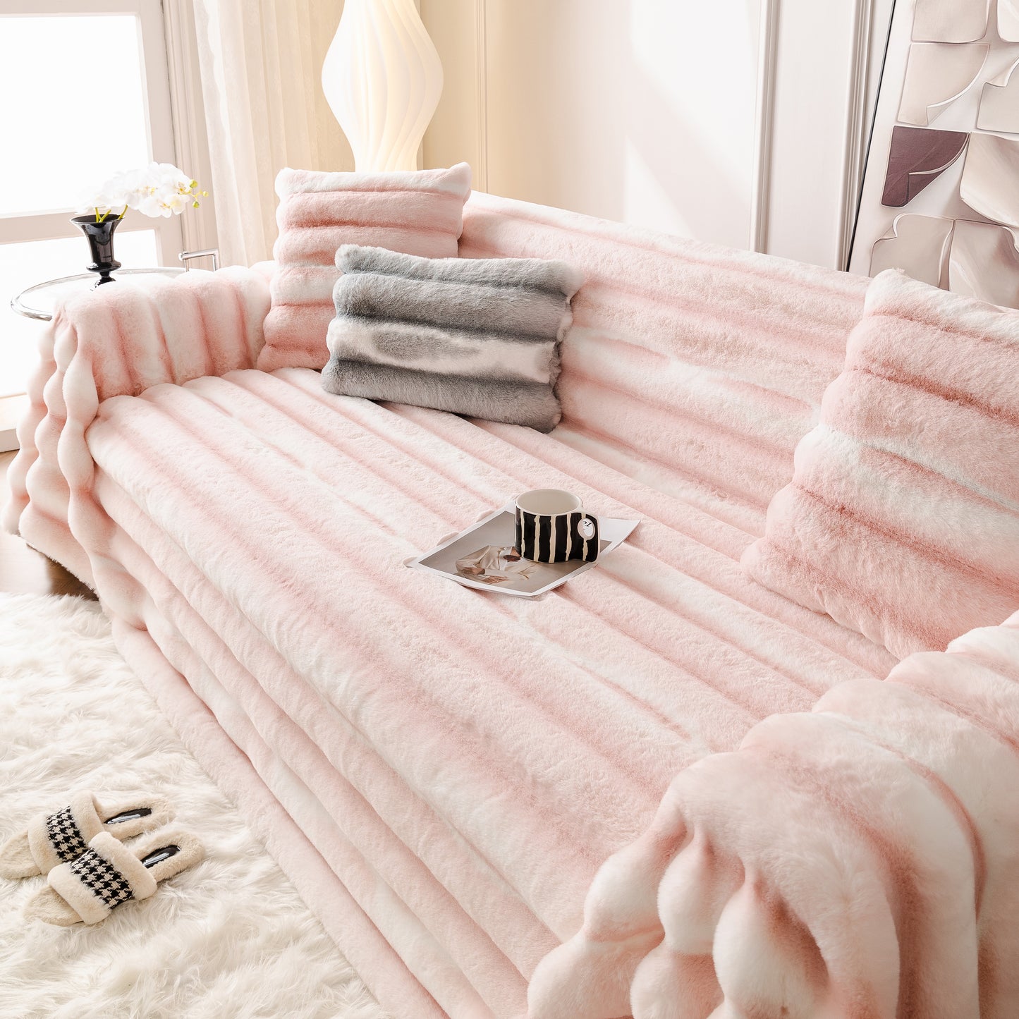 Extra Large Faux Fur Gradient Couch Cover Blanket: Plush, Fluffy, Warmth, Perfect Throw on the Sofa