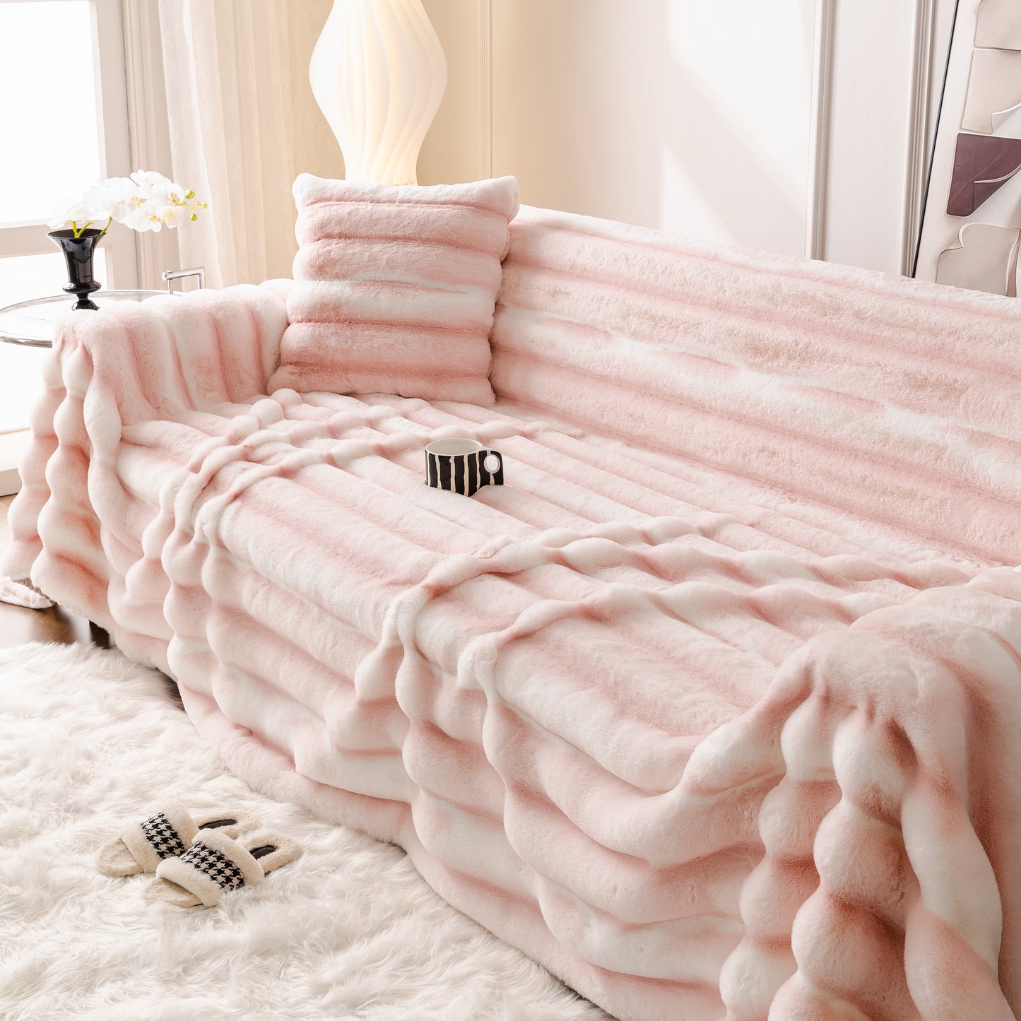 Extra Large Faux Fur Gradient Couch Cover Blanket: Plush, Fluffy, Warmth, Perfect Throw on the Sofa