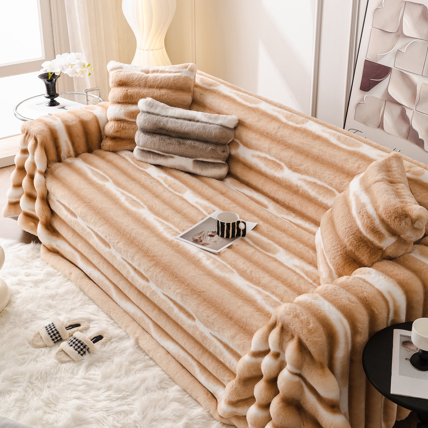 Extra Large Faux Fur Gradient Couch Cover Blanket: Plush, Fluffy, Warmth, Perfect Throw on the Sofa