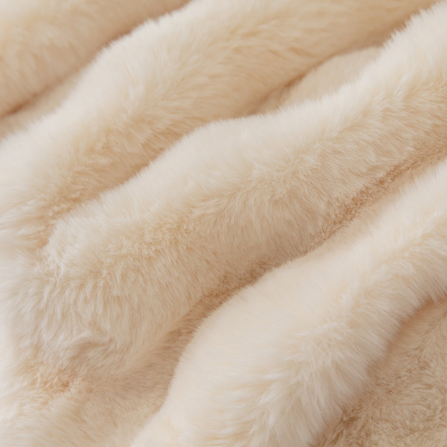 Faux Rabbit Fur Throws for Sofas, Stylish Throw Blankets for Couch and Couch Throw Cover