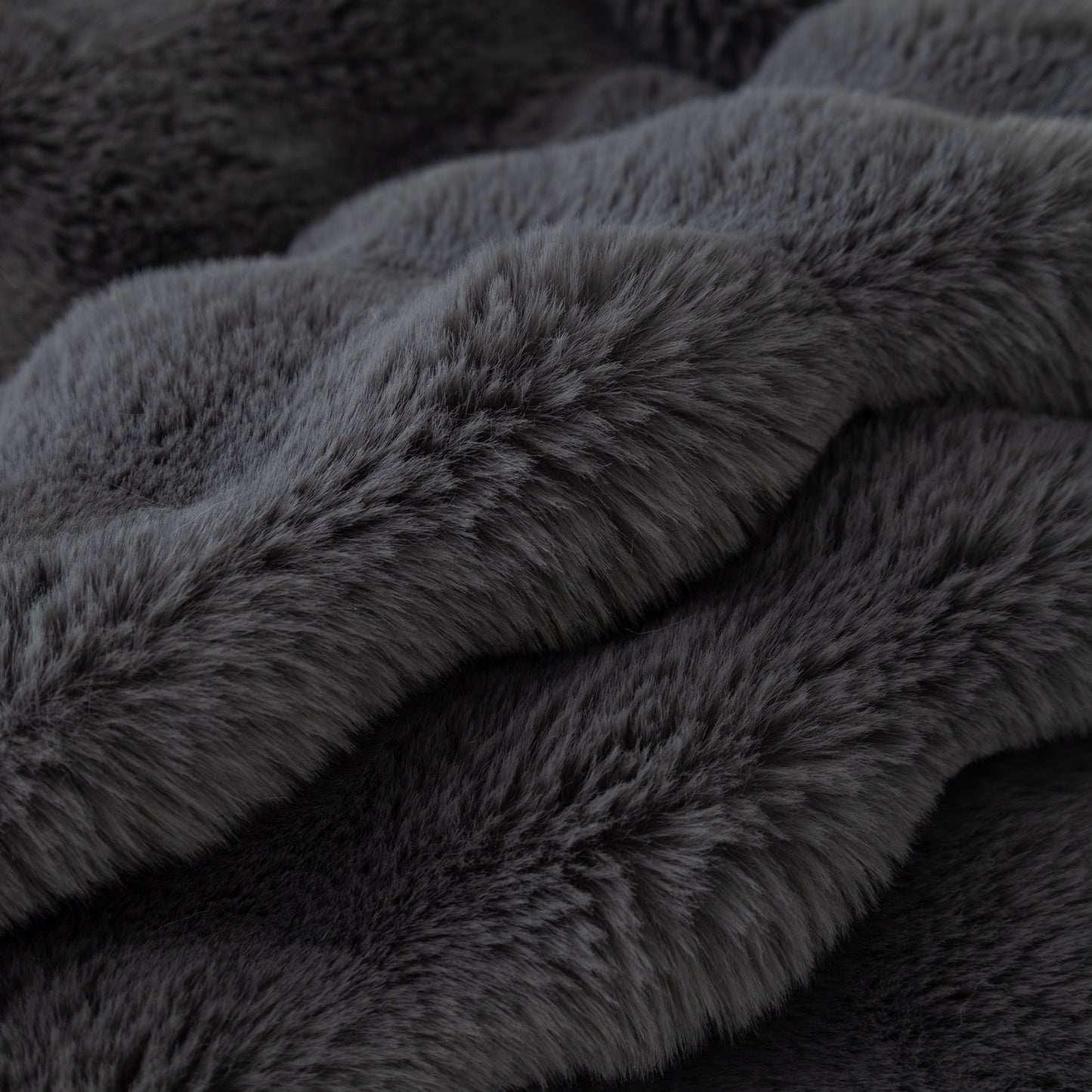 Faux Rabbit Fur Throws for Sofas, Stylish Throw Blankets for Couch and Couch Throw Cover