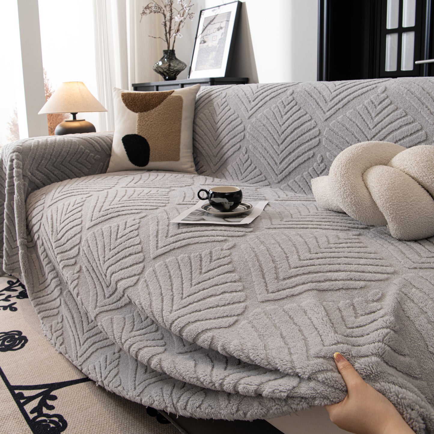 Winter Soft Plush Fleece Sofa Blanket Leaves Jacquard Couch Covers for Couches