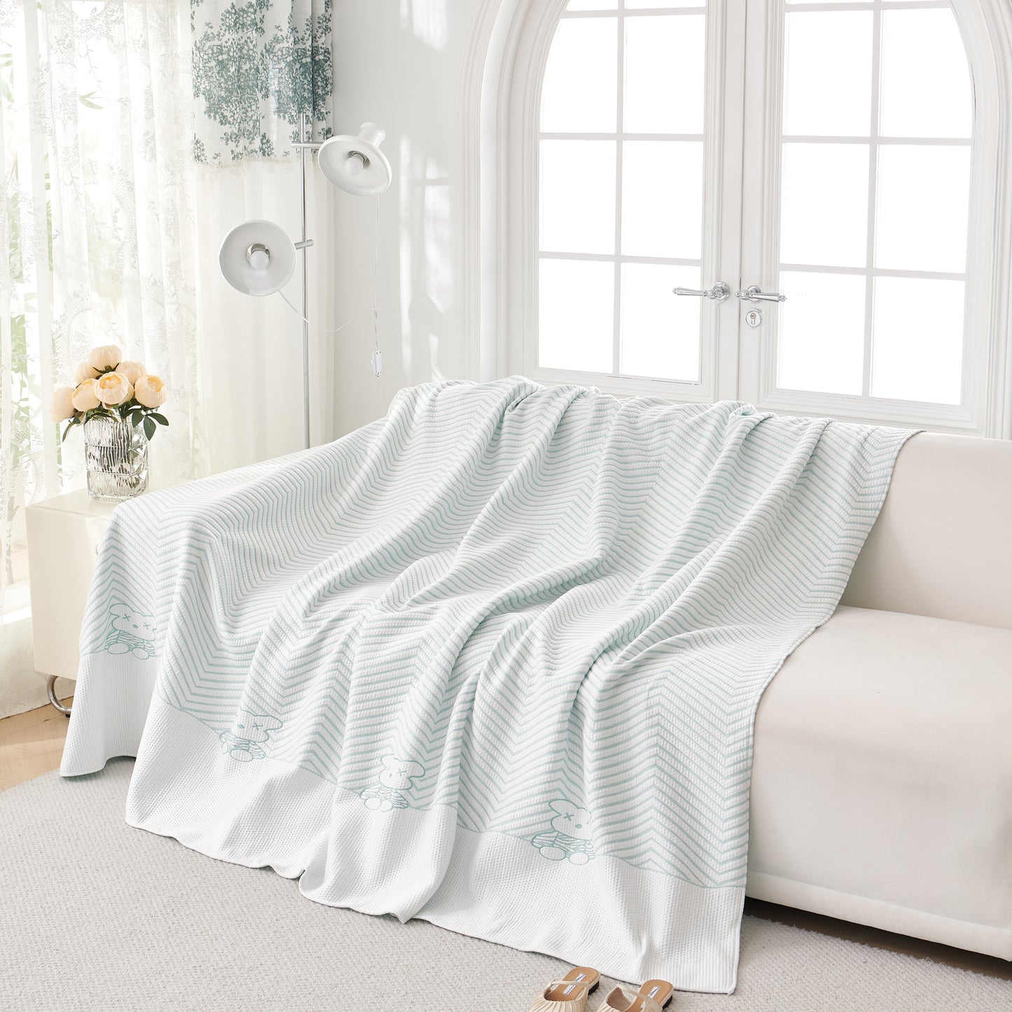 Cool Summer Blanket for Couches, Soft Comfy Lightweight Cooling Sofa Blankets Cover for All Seasons