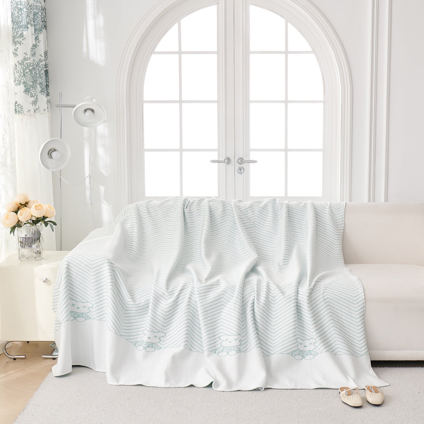 Cool Summer Blanket for Couches, Soft Comfy Lightweight Cooling Sofa Blankets Cover for All Seasons