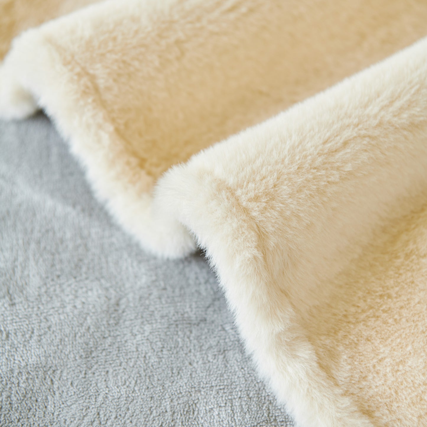 Faux Rabbit Fur Smooth Plush Comfy Couch Covers, Soft Thicked Durable Blankets and Throws for Sofas