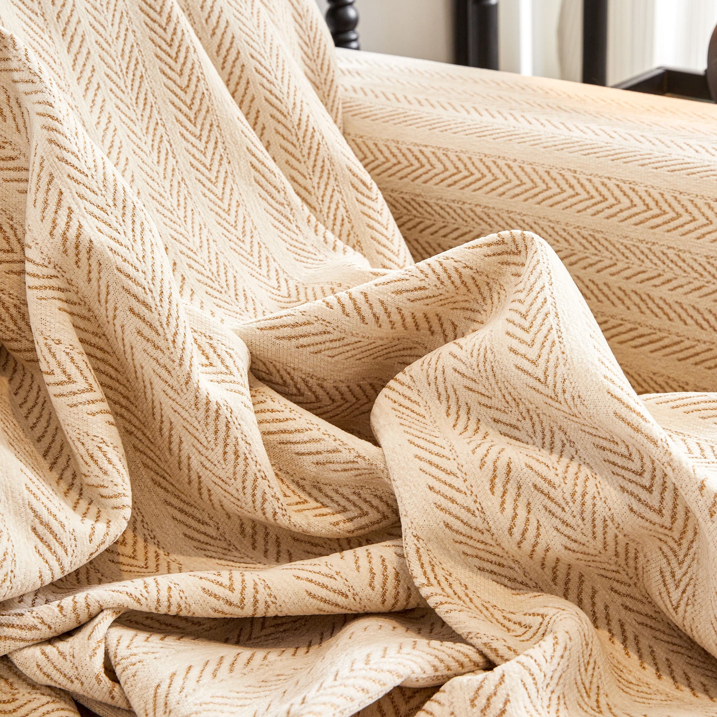 Herringbone Chenille Couch Cover Blanket Soft Durable Throw Sofa Protector with Tassel